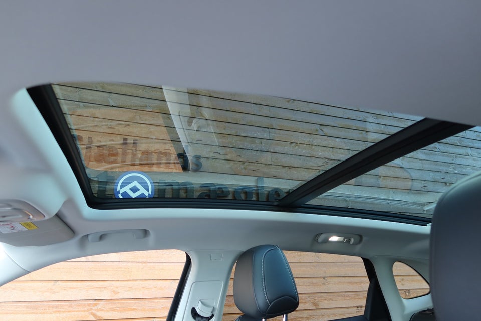 MG Marvel R Performance 5d