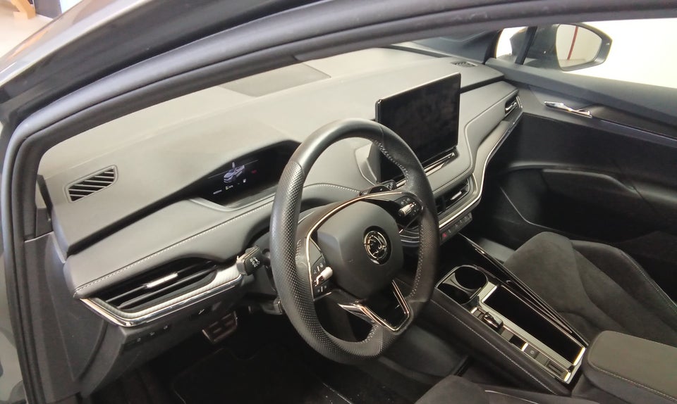 Skoda Enyaq 80 iV Sportline 5d
