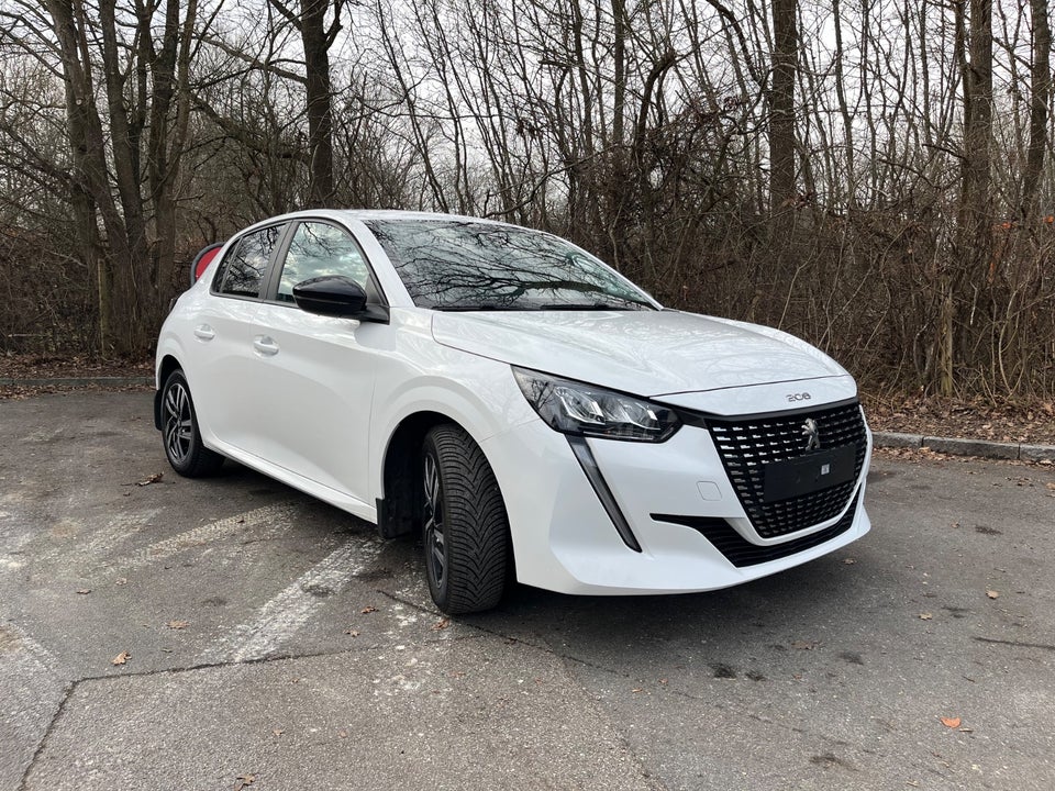 Peugeot 208 1,2 PureTech 75 Black Limited 5d