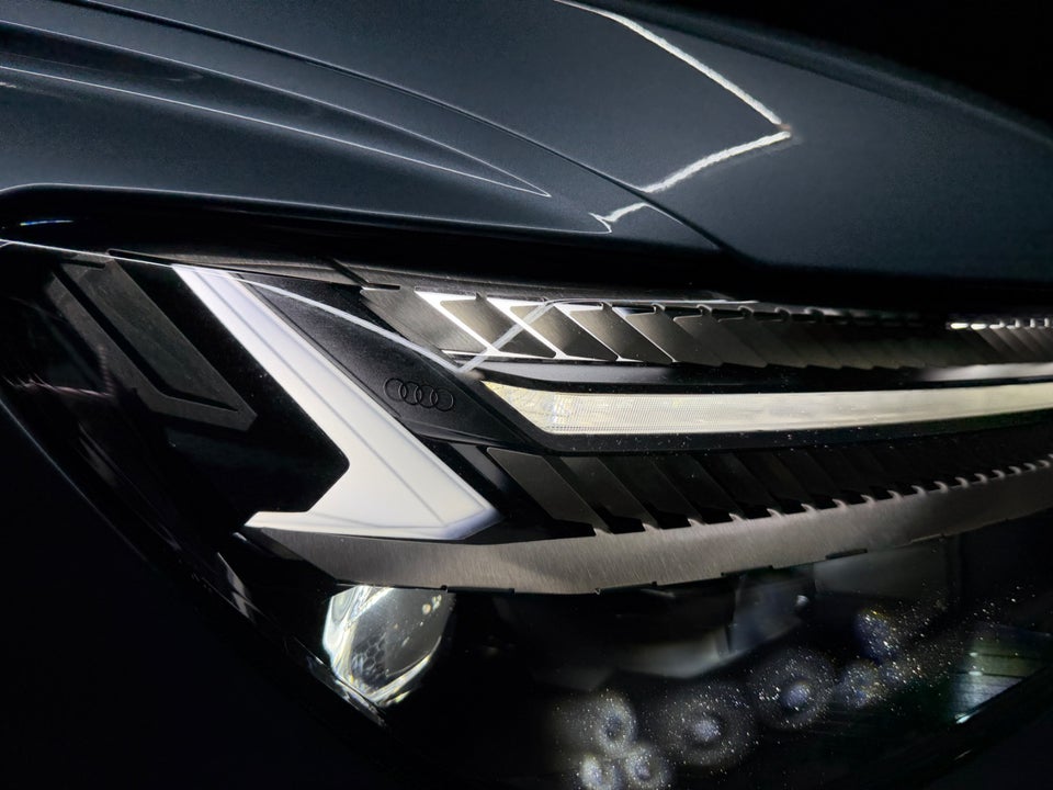 Audi Q4 e-tron 40 Advanced 5d