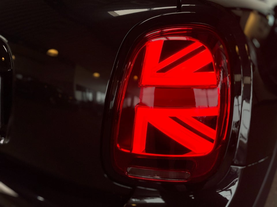 MINI Cooper SE Maximise 3d