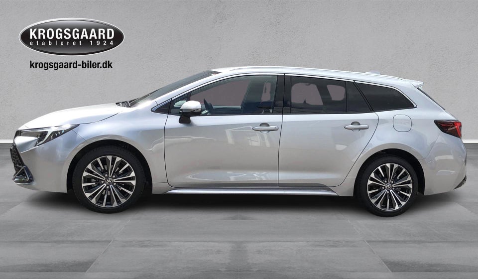 Toyota Corolla 1,8 Hybrid Style Touring Sports e-CVT 5d