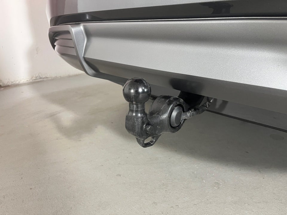 Audi Q6 e-tron S-line quattro 5d