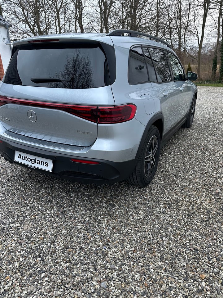 Mercedes EQB300 AMG Line 4Matic 5d