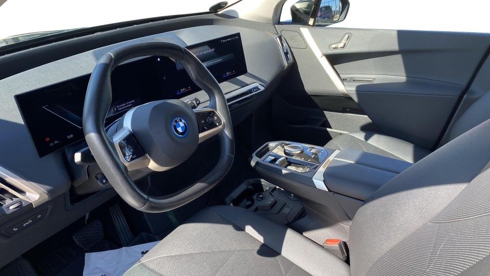 BMW iX xDrive40 Sport 5d