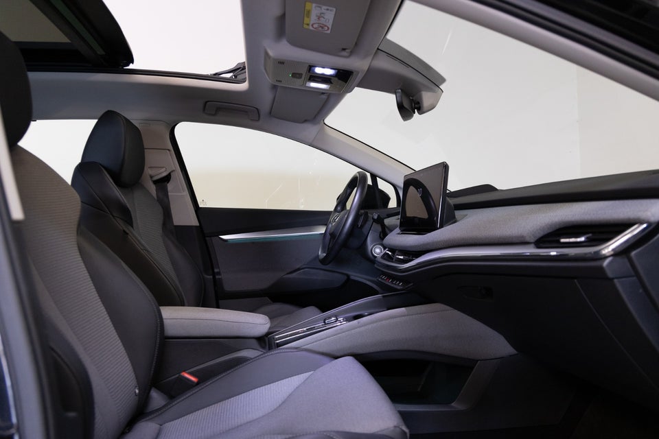 Skoda Enyaq 60 iV Loft 5d