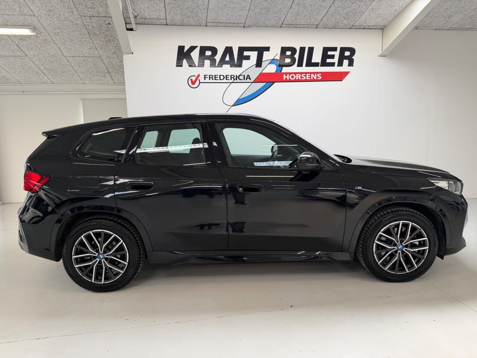 BMW iX1 xDrive30 M-Sport 5d