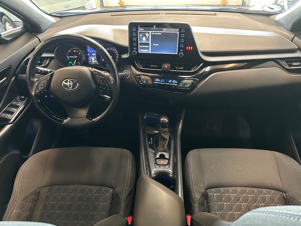 Toyota C-HR 2,0 Hybrid C-LUB Smart CVT 5d