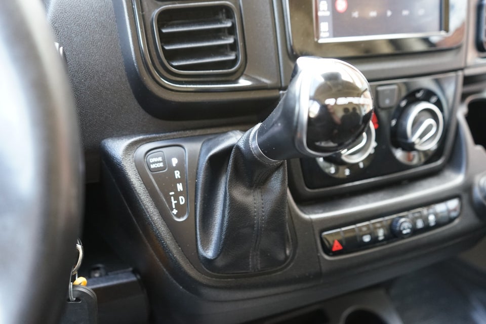 Fiat Ducato 35 2,2 MJT 140 Kassevogn L3H2 Pro+ aut.