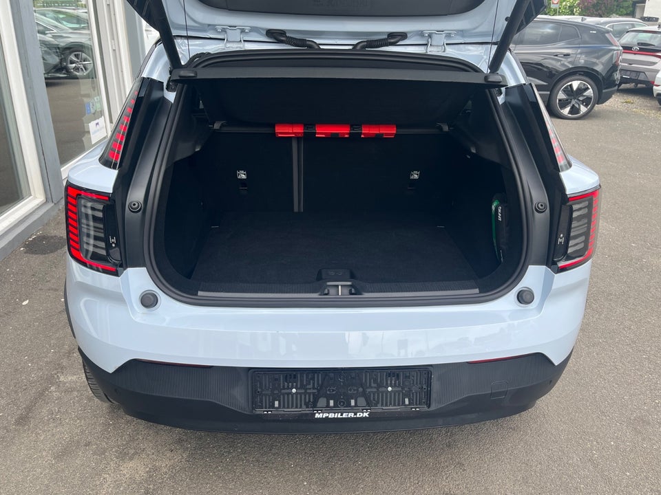 Volvo EX30 Twin Performance Plus 5d