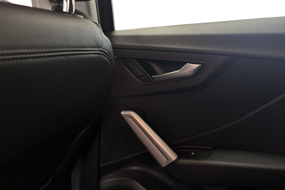 Audi Q2 35 TFSi Prestige S-tr. 5d