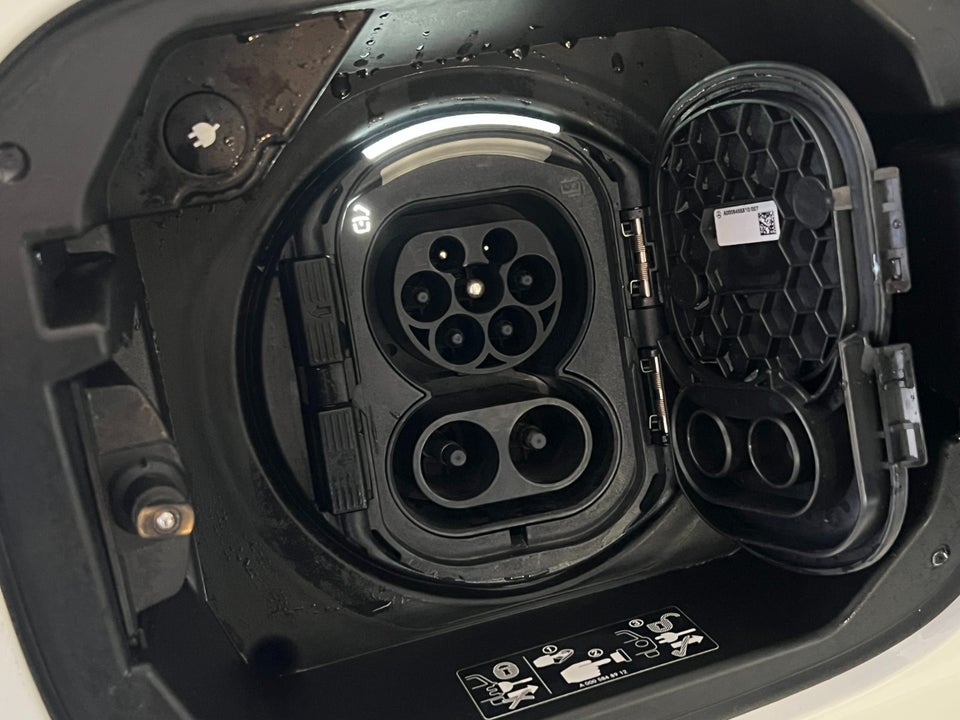 Mercedes EQA250 Electric Art 5d