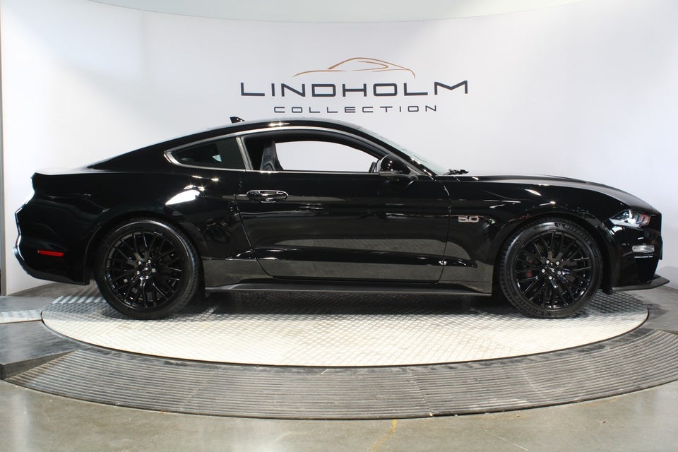 Ford Mustang 5,0 V8 GT Fastback 2d