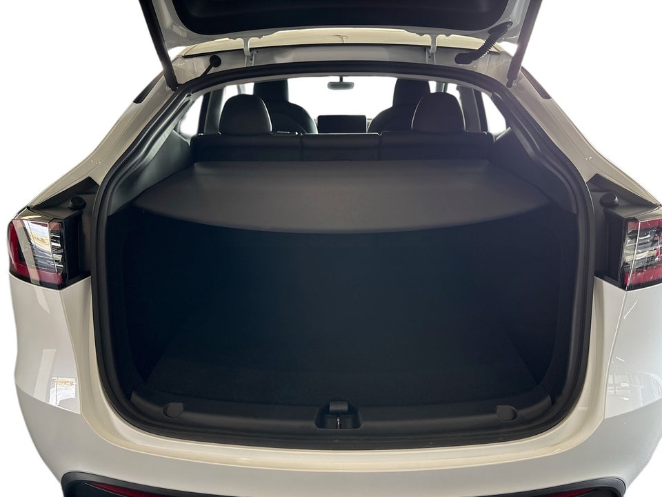 Tesla Model Y Long Range AWD 5d