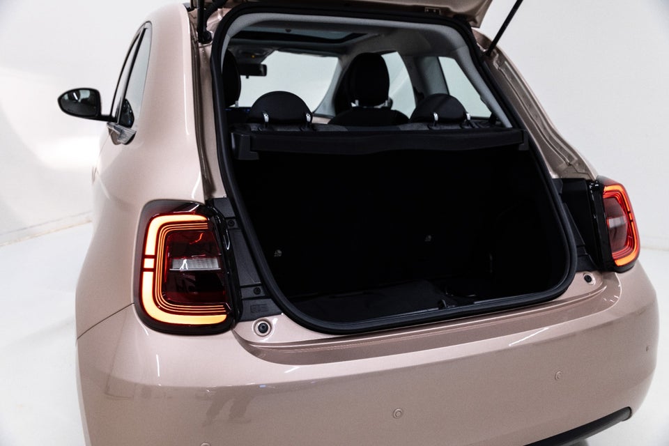 Fiat 500e 42 Icon 3d