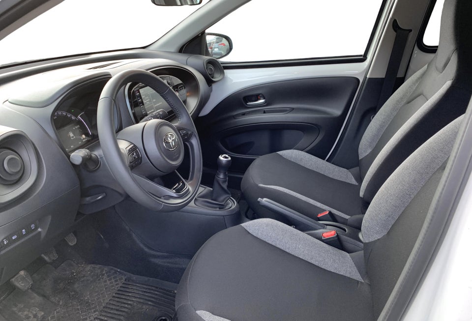 Toyota Aygo X 1,0 Active 5d