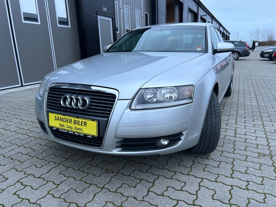 Audi A6 2,4 V6 Multitr. 4d