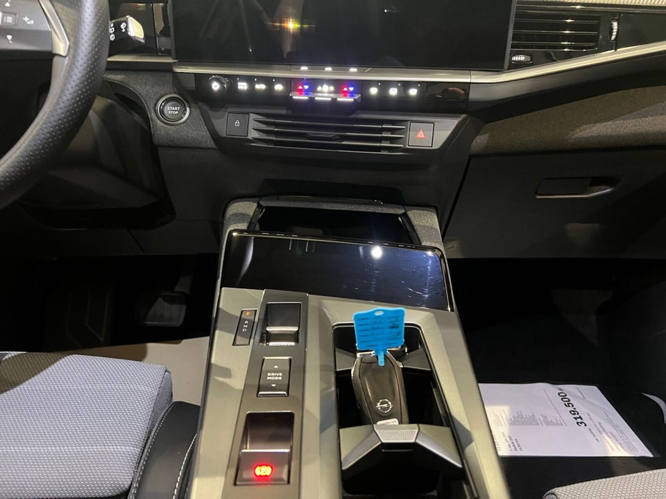 Opel Grandland-e 73 GS Sky 5d