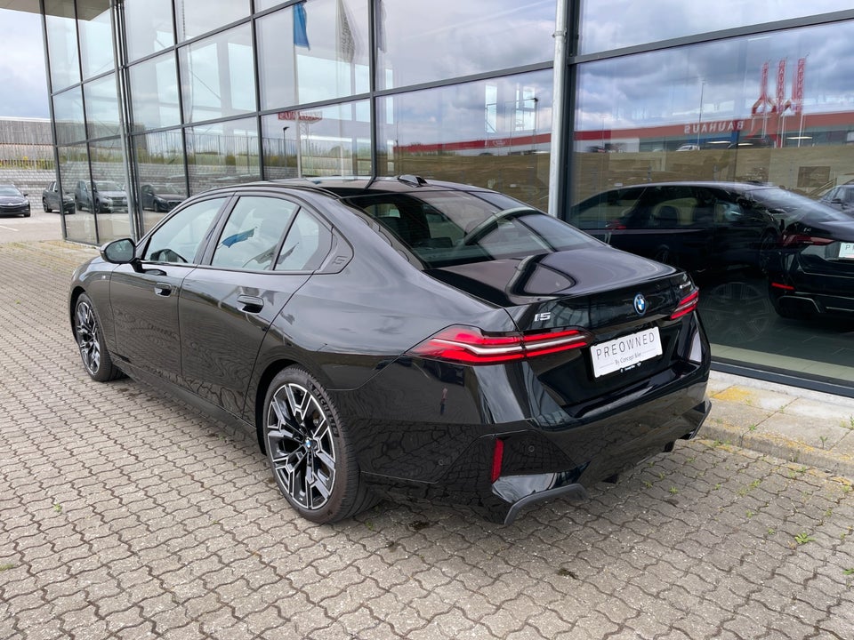 BMW i5 eDrive40 Fully Charged 4d