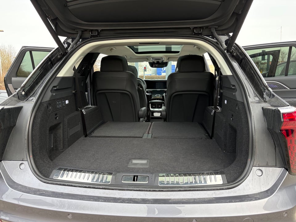 Hongqi E-HS9 120 Exclusive+ 5d