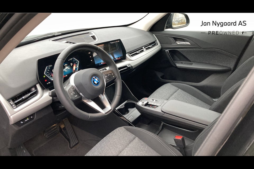 BMW iX1 xDrive30 5d