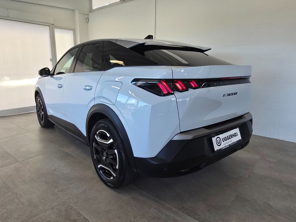 Peugeot e-3008 77 Allure 5d