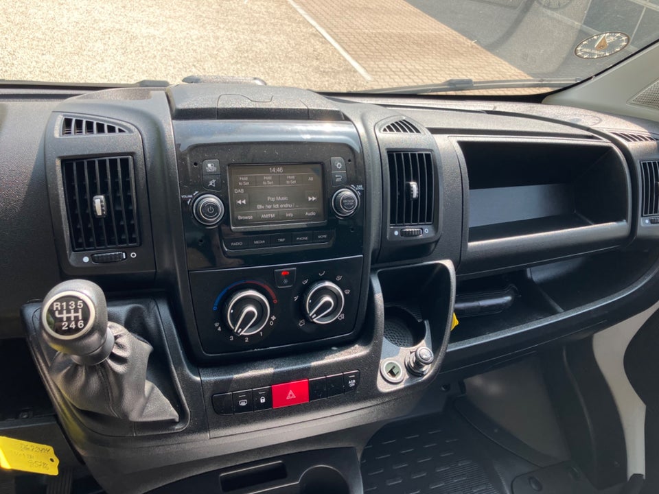 Peugeot Boxer 335 2,2 BlueHDi 140 L3 Plus Alukasse m/lift 2d