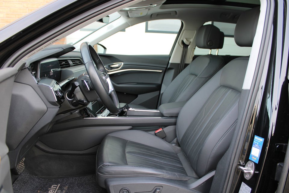 Audi e-tron 55 Advanced quattro 5d