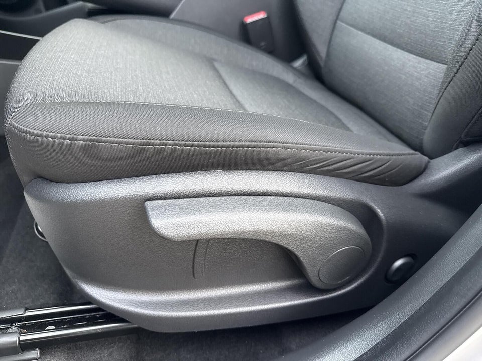 Hyundai Kona 39 EV Select 5d