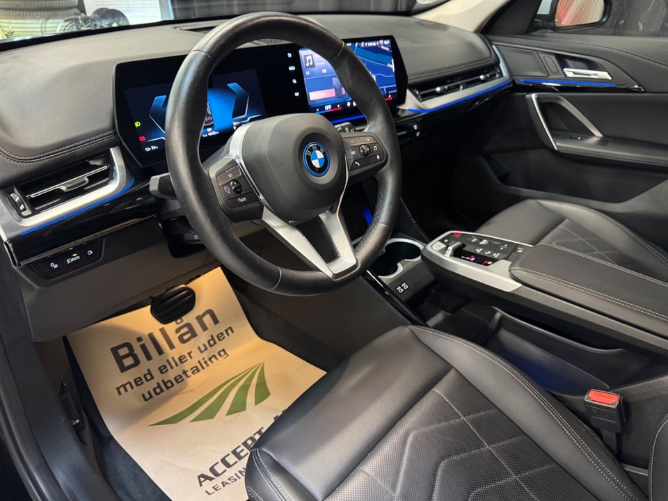 BMW iX1 eDrive20 X-Line 5d