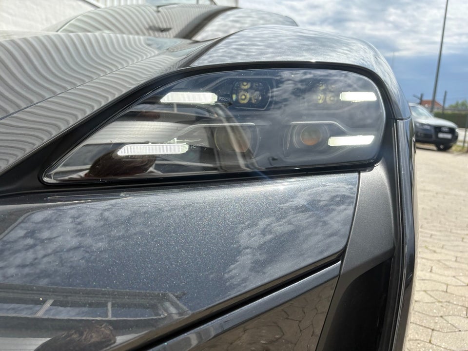 Porsche Taycan Turbo Performance+ 4d