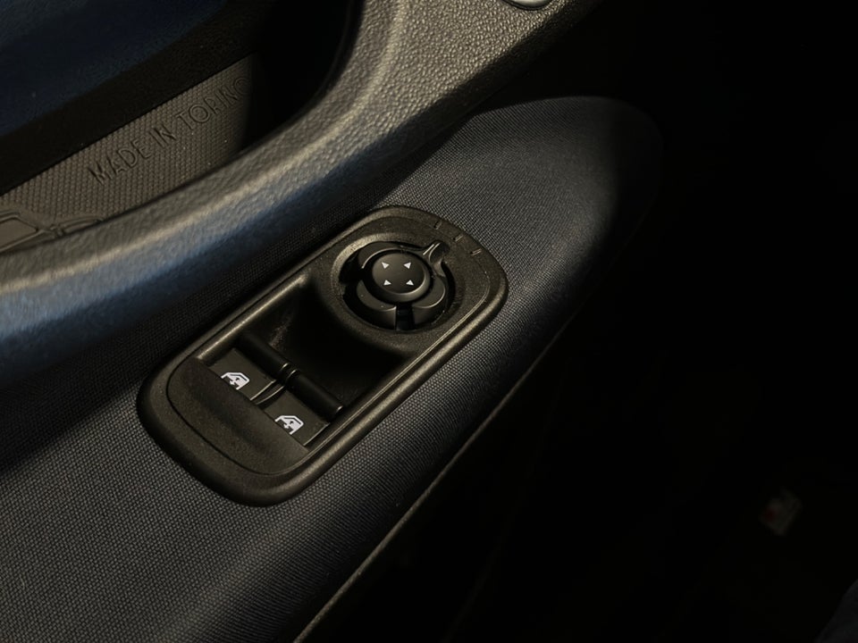 Fiat 500e 42 Icon 3d