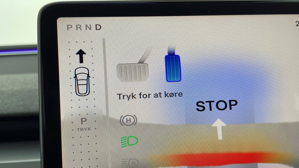 Tesla Model 3 RWD 4d