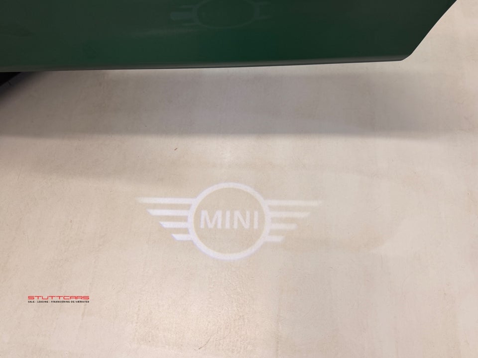MINI Cooper SE Classic Trim 3d