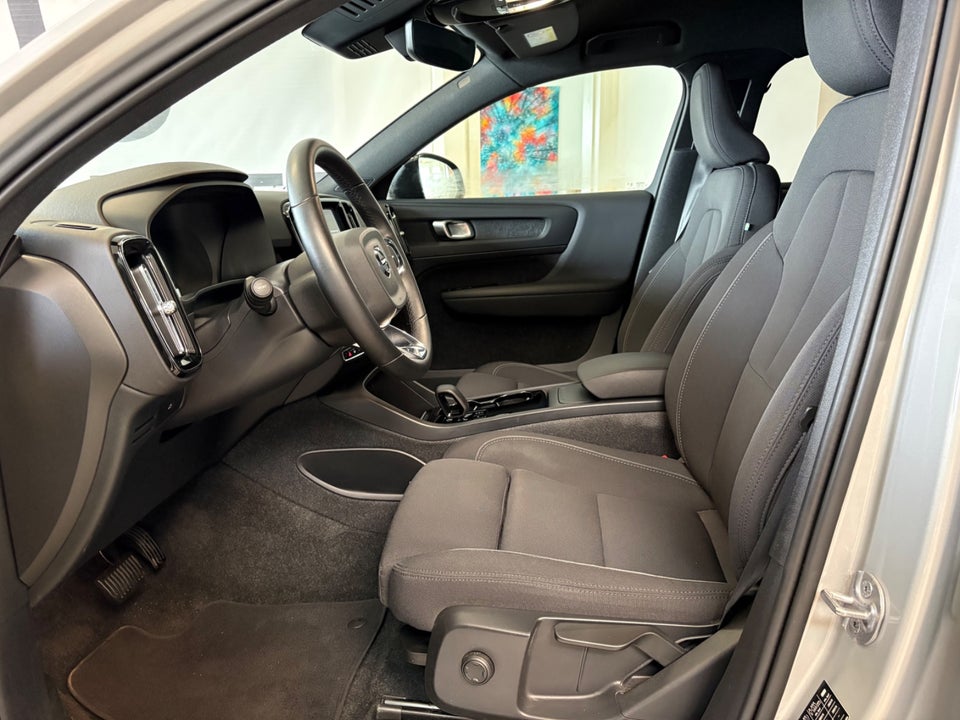 Volvo XC40 ReCharge Extended Range Core 5d