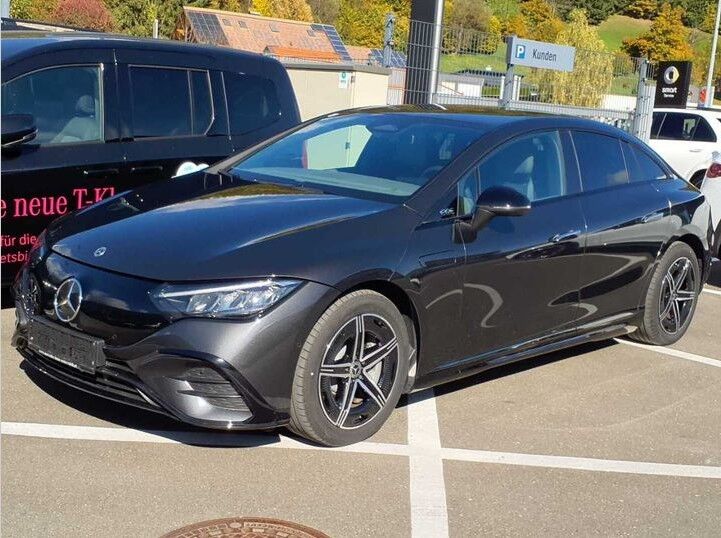 Mercedes EQE300 AMG Line 4d