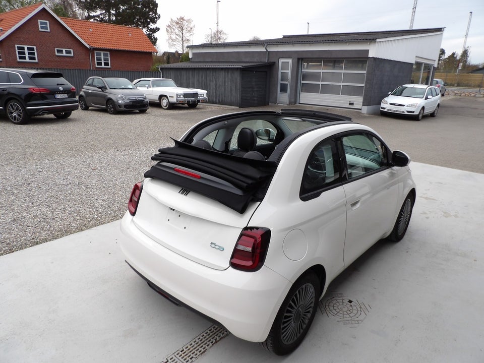 Fiat 500e 42 Icon Pack Cabrio 2d