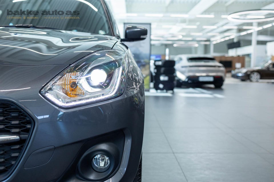 Suzuki Swift 1,2 mHybrid Exclusive CVT 5d