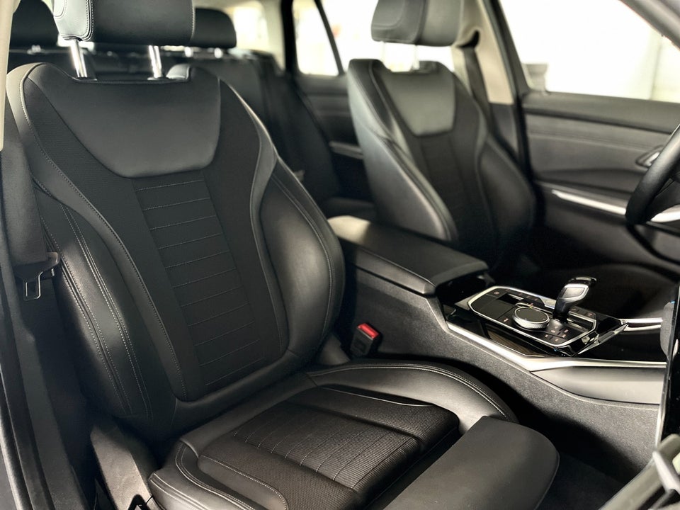 BMW 330e 2,0 Touring Sport Line aut. 5d
