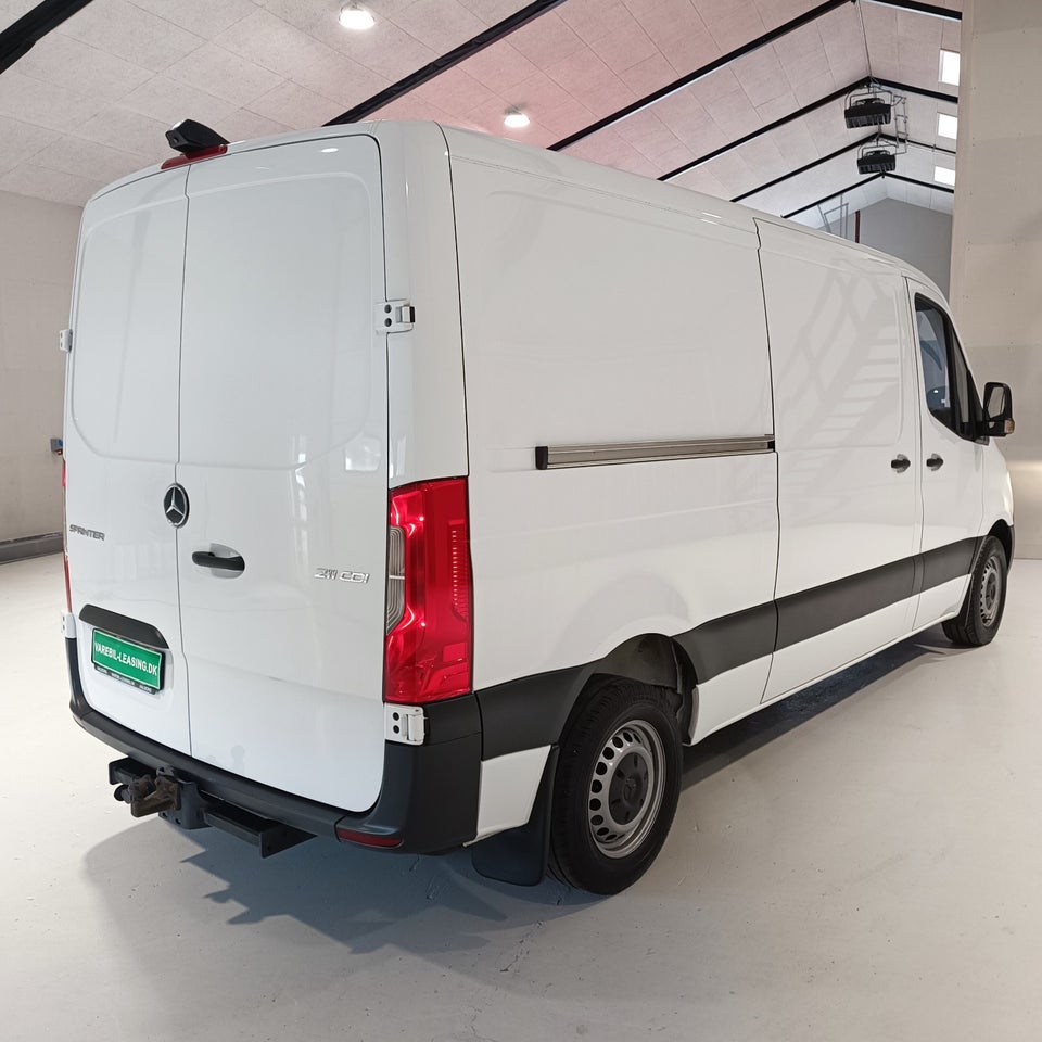 Mercedes Sprinter 211 2,0 CDi A2 Kassevogn aut. FWD
