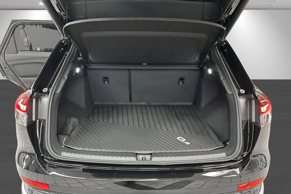 Audi Q4 e-tron 45 S-line Edition 5d
