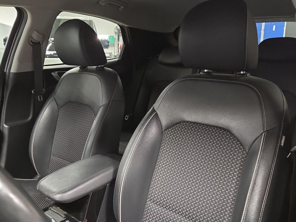 Kia XCeed 1,6 PHEV Upgrade Intro DCT 5d