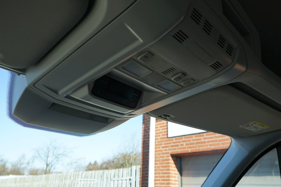 VW Crafter 35 2,0 TDi 140 Kassevogn L3H2