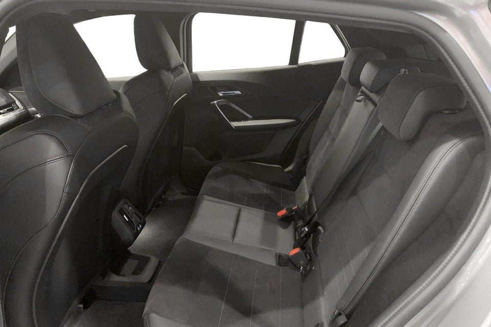 BMW iX2 eDrive20 M-Sport 5d