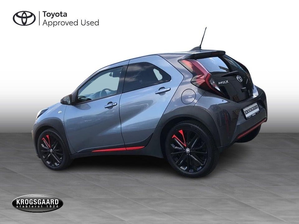 Toyota Aygo X 1,0 Undercover s-CVT 5d