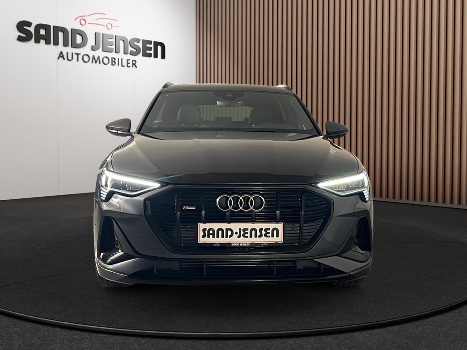Audi e-tron 55 S-line quattro 5d