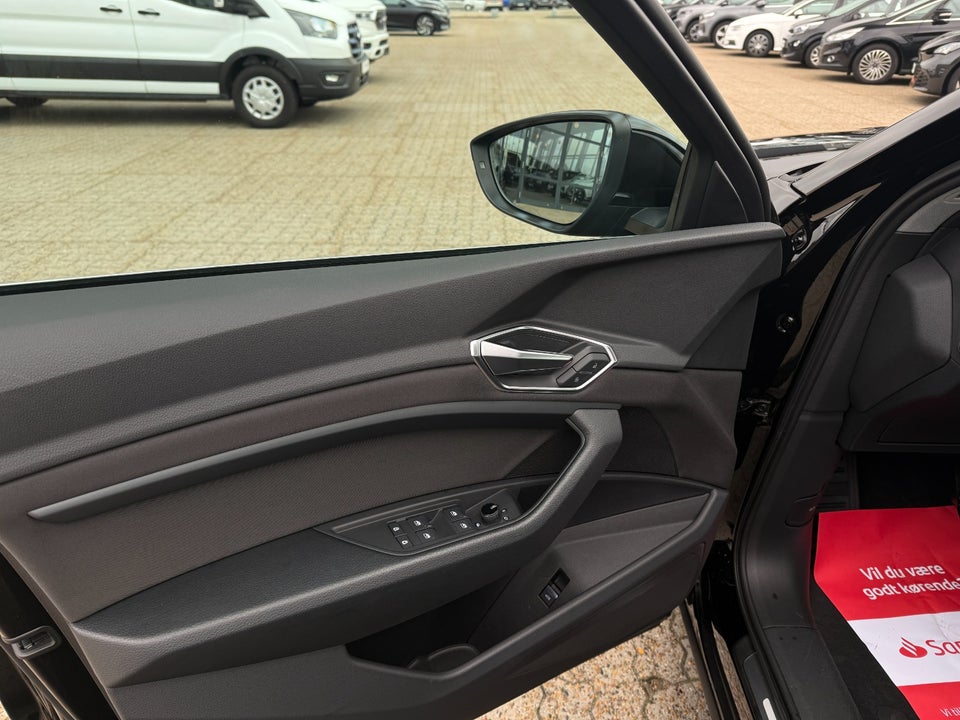 Audi e-tron 50 quattro 5d