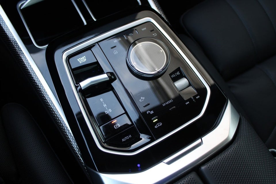 BMW i7 eDrive50 M-Sport 4d