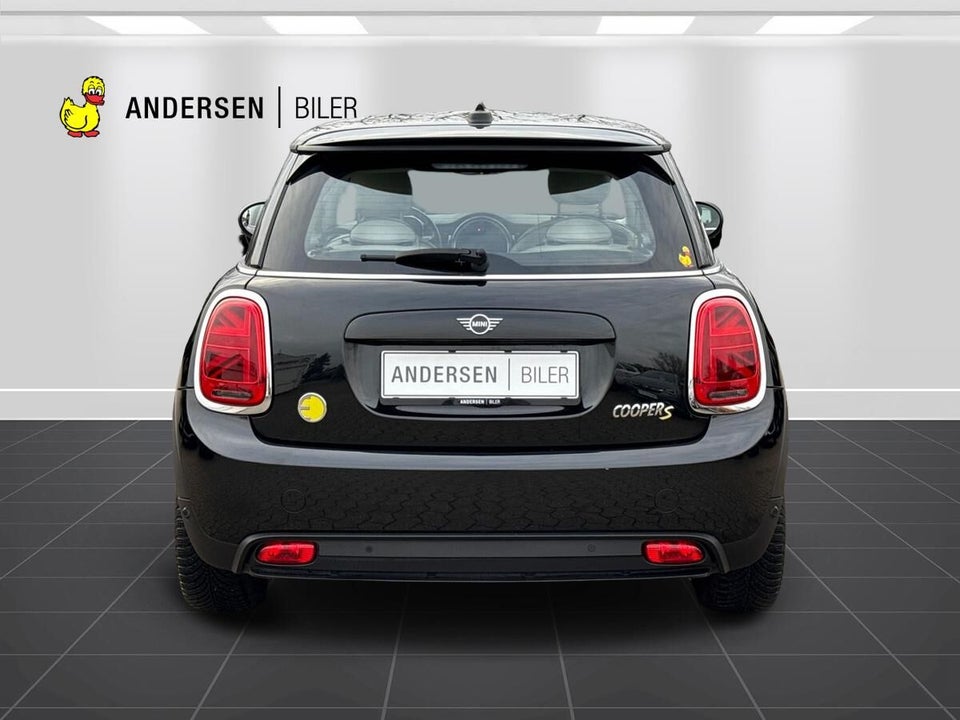 MINI Cooper SE Classic Trim 3d