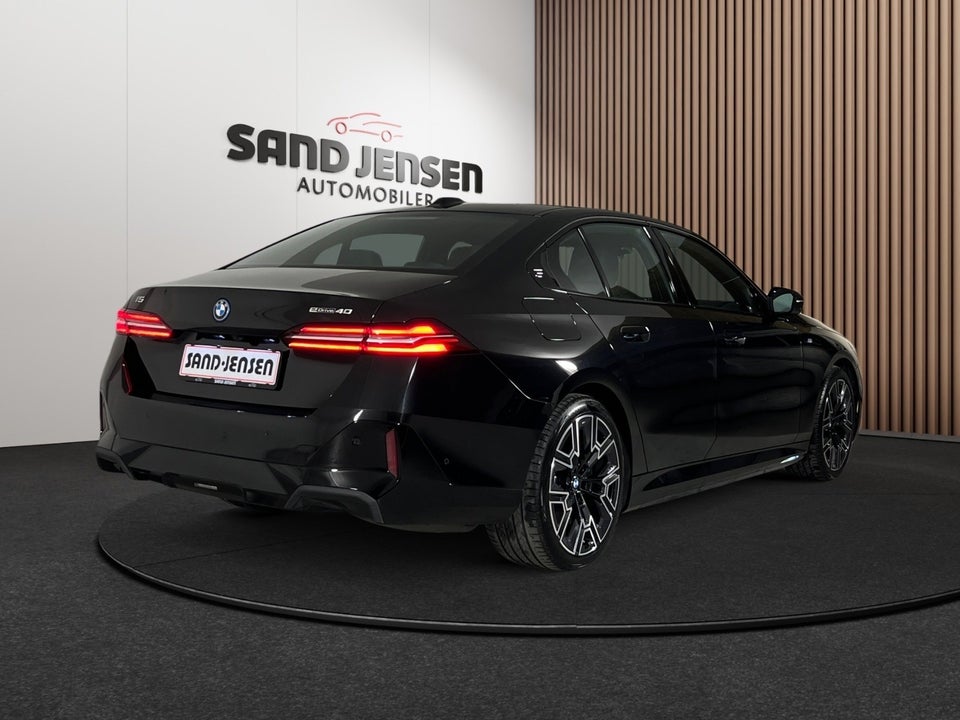 BMW i5 eDrive40 Fully Charged 4d